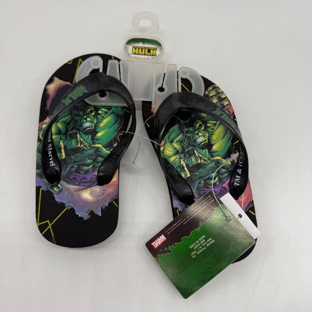 Marvel Hulk Flip Flops Boys Size 9/10 Black Green Graphic Sandals NWT
